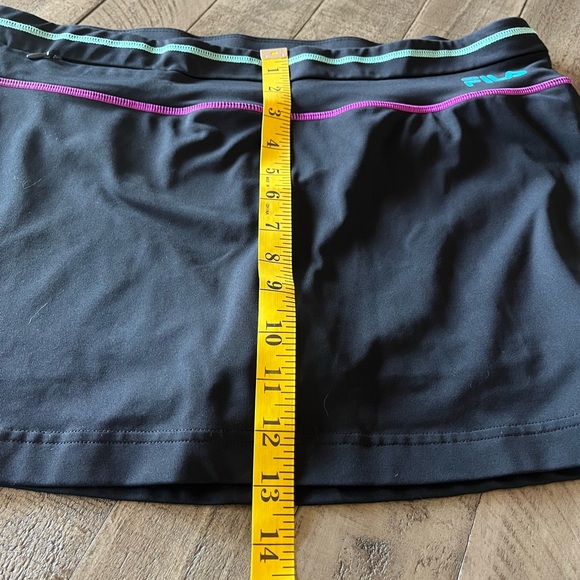 Fila skort Large - Picture 3 of 8